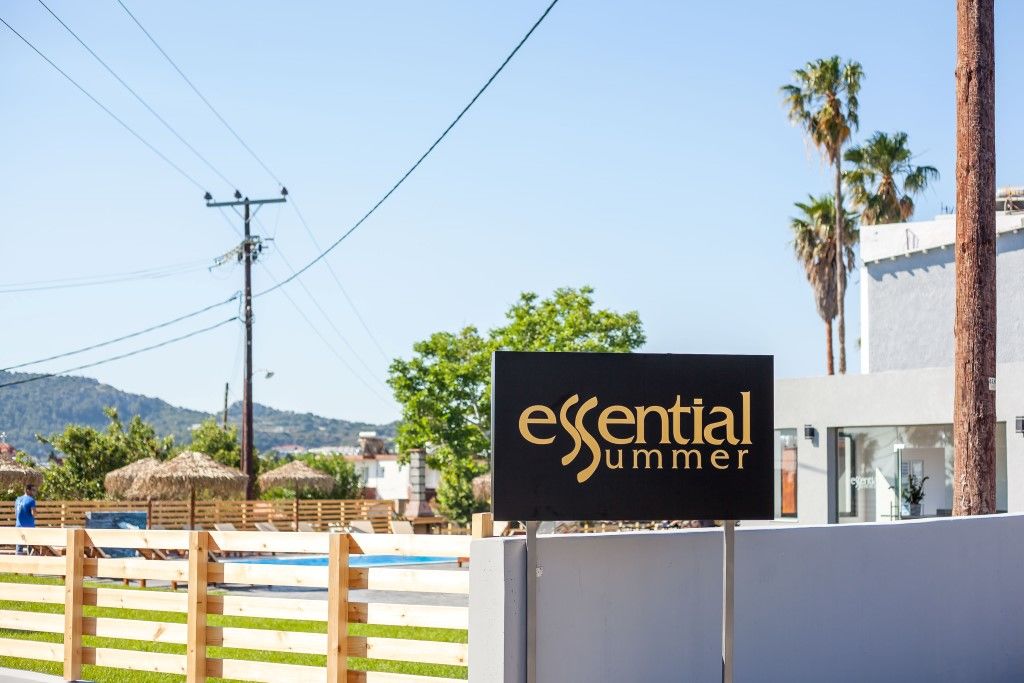 Essential Summer (Adults Only) ฟาลิรากี ภายนอก รูปภาพ